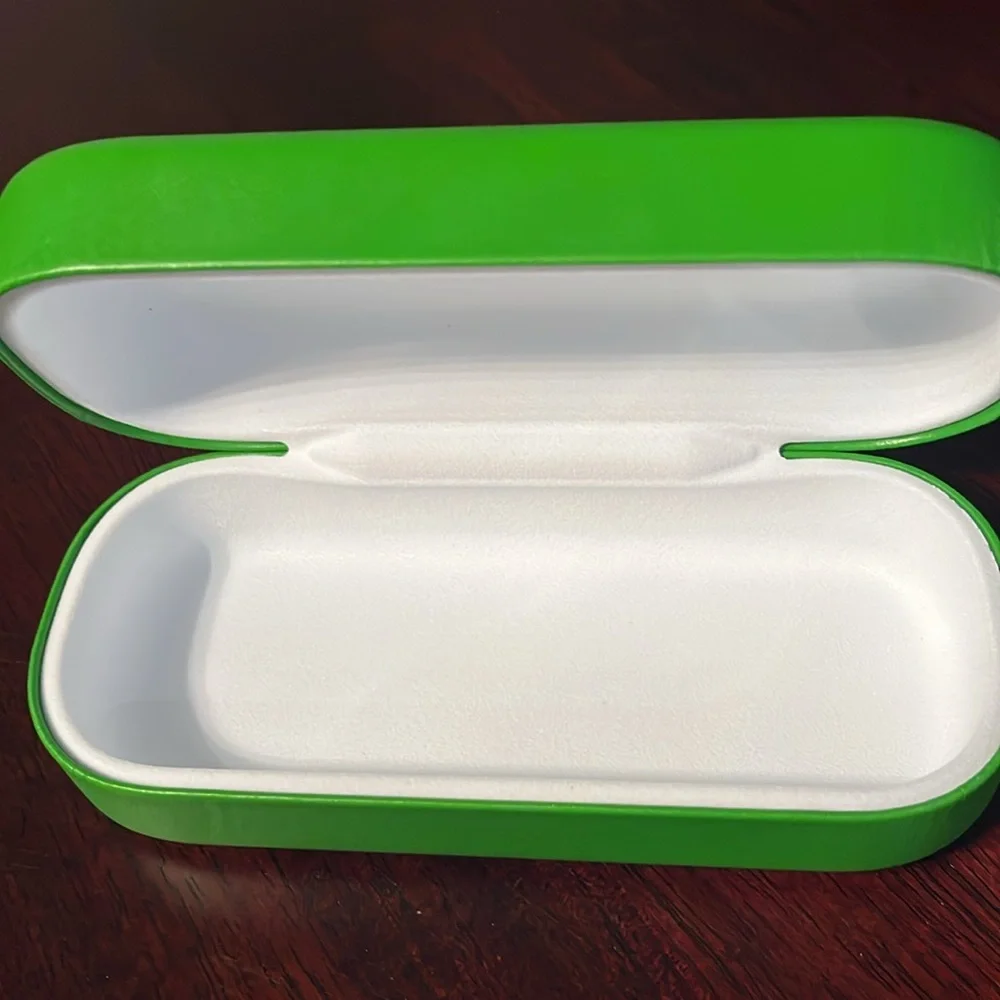Kate Spade Sunglass Case - Picture 3 of 5